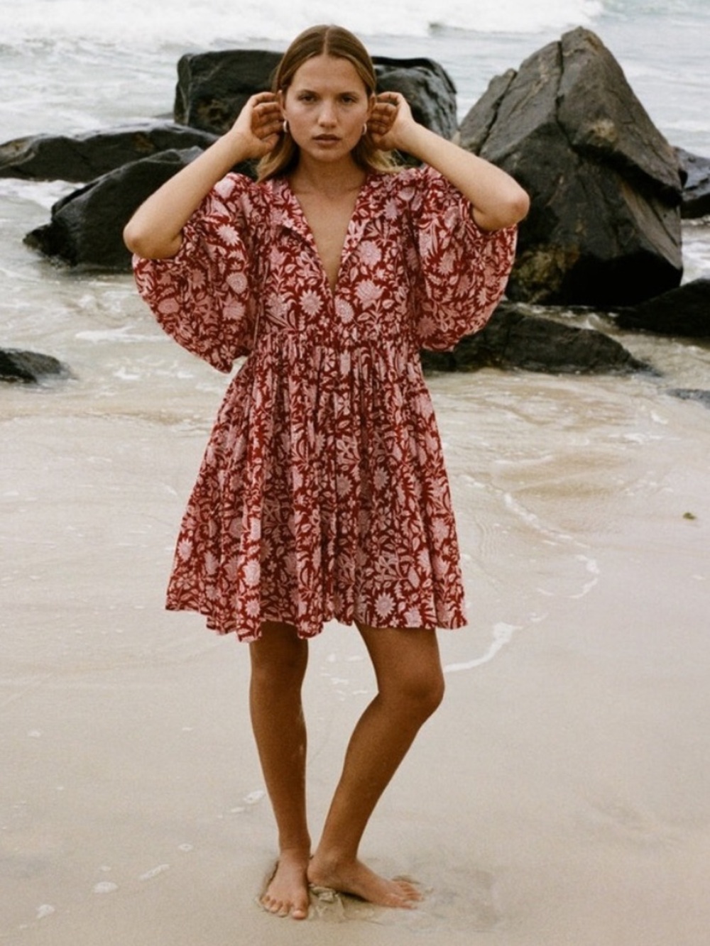 Daughters of India Kyra Mini Dress in Red White Floral V‑Neck Boho Romantic XS